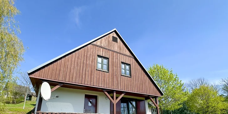 Chaty v Čistej v Krkonošiach až pre 8 osôb: zjazdovky, výlety a v lete bazén