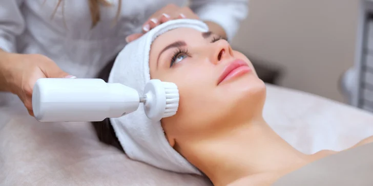 Kozmetické ošetrenie alebo darčekové poukážky v hodnote 50 a 100 €