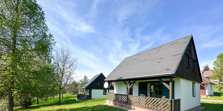 Chaty v Čistej v Krkonošiach až pre 8 osôb: zjazdovky, výlety a v lete bazén