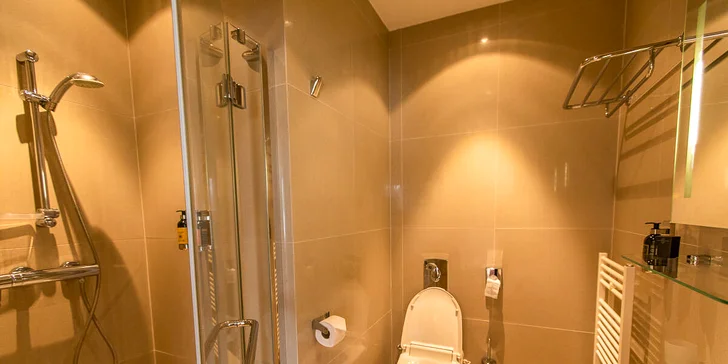 Romantika pre dvoch v Žiline so sektom, polpenziou a neobmedzeným vstupom do wellness