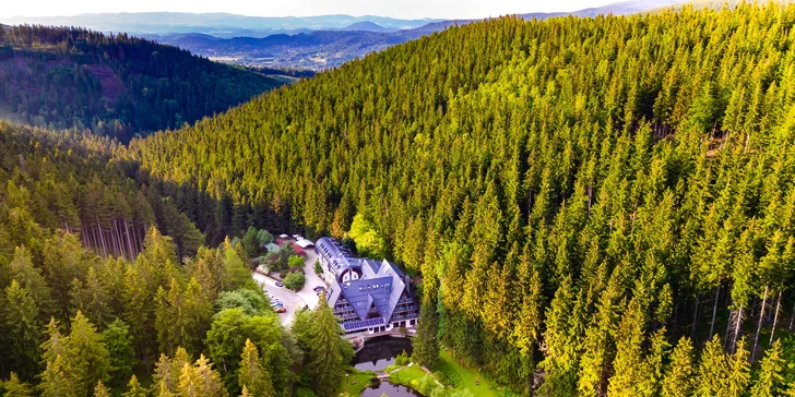 Poľské Krkonoše: raňajky alebo polpenzia, neobmedzený wellness aj otužovanie a inhalácia radónu