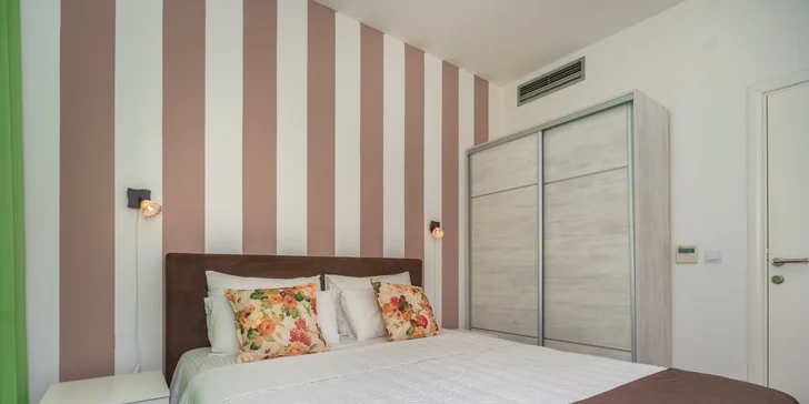 Pohoda pri mori v Čiernej Hore: apartmány kúsok od pláže aj vonkajší bazén