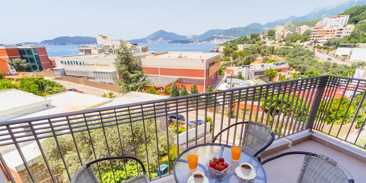 Apartmány neďaleko Sveti Stefan: vonkajší bazén, skvelá poloha kúsok od mora