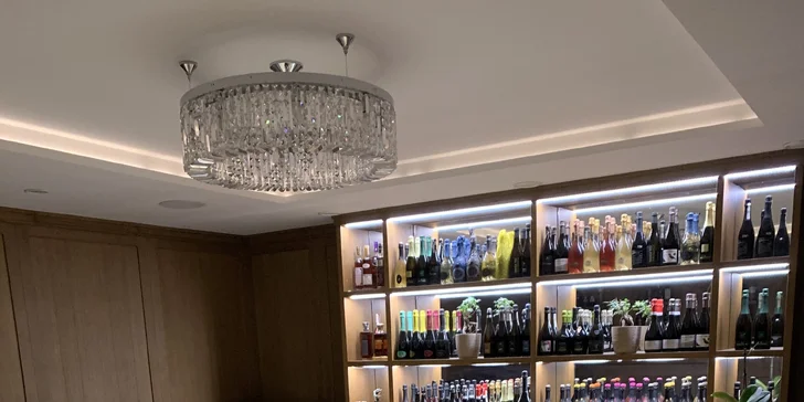 Lednicko-valtický areál: pobyt s wellness a bazénom, vinotékou a prosekkárňou