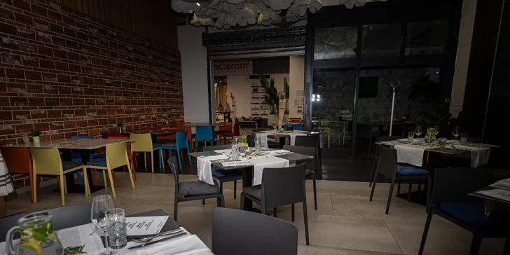 Ochutnávky vína: 10 unikátnych vzoriek s občerstvením aj tombolou