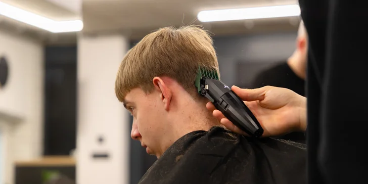 Pánsky strih, fade aj úprava brady u junior barbera