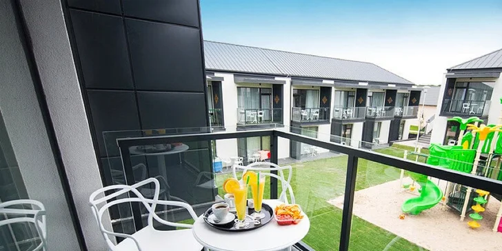 Domčeky alebo apartmány pri Balte s wellness aj animáciami neďaleko Sloviňského národného parku