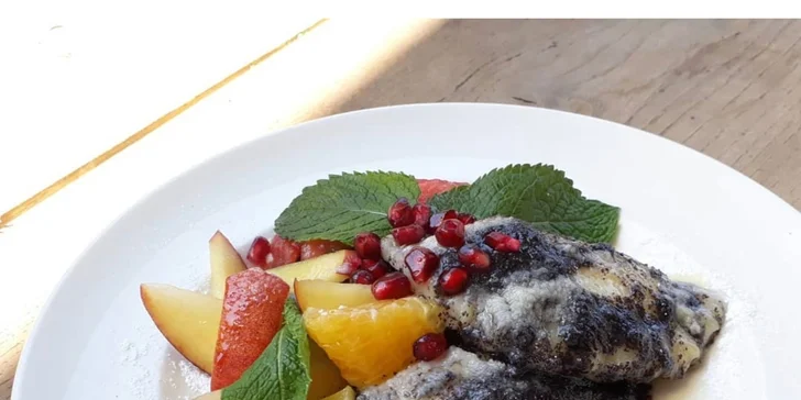 Pobyt v srdci Mikulova v Boutique hoteli Templ: raňajky, degustačné menu s párovaním vín a noc zdarma