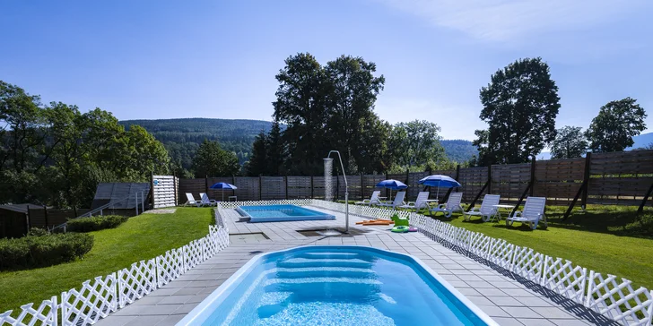 Oddychový pobyt pre dvoch aj rodinu v poľských Jizerkách: polpenzia, neobmedzený wellness