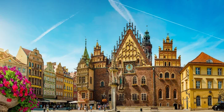 Hotel v centre Vroclavu len 5 min. pešo od Staromestského námestia: wellness a raňajky alebo polpenzia