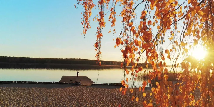 4* hotel pri malebnom poľskom jazere v srdci prírodnej rezervácie: jedlo, wellness