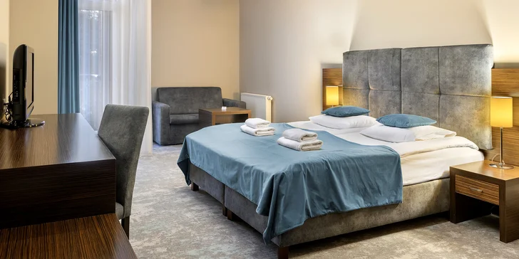 4* hotel pri malebnom poľskom jazere v srdci prírodnej rezervácie: jedlo, wellness