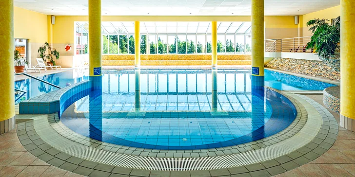 Slovinské Alpy pre pár aj rodinu: polpenzia, vstup do bazéna a cez víkend sauny