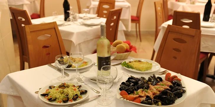 Pohoda v Taliansku: 3* hotel neďaleko pláže v letovisku Alassio, raňajky alebo polpenzia, bazén