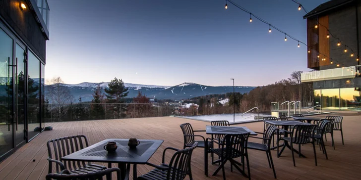 Nový moderný rezort v Sklárskej Porube: raňajky alebo polpenzia, wellness, infinity bazén