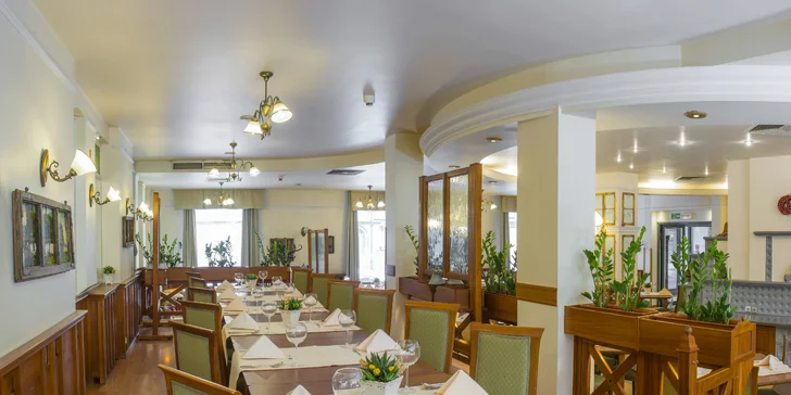 Hotel v centre Vroclavu len 5 min. pešo od Staromestského námestia: wellness a raňajky alebo polpenzia