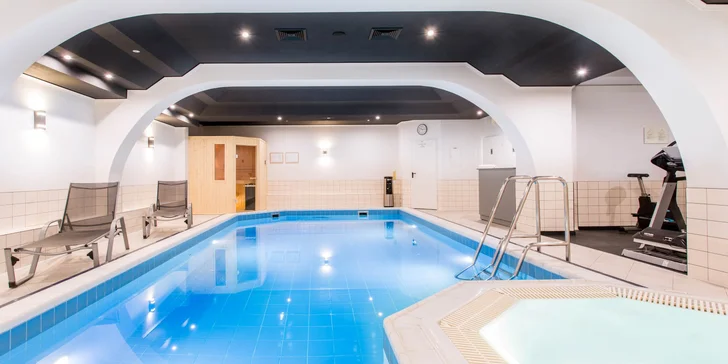 Hotel v centre Vroclavu len 5 min. pešo od Staromestského námestia: wellness a raňajky alebo polpenzia