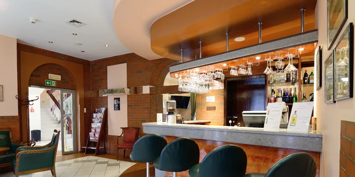 Hotel v centre Vroclavu len 5 min. pešo od Staromestského námestia: wellness a raňajky alebo polpenzia