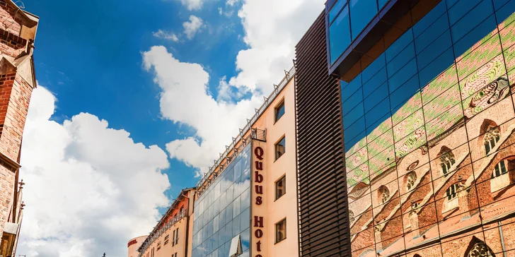 Hotel v centre Vroclavu len 5 min. pešo od Staromestského námestia: wellness a raňajky alebo polpenzia
