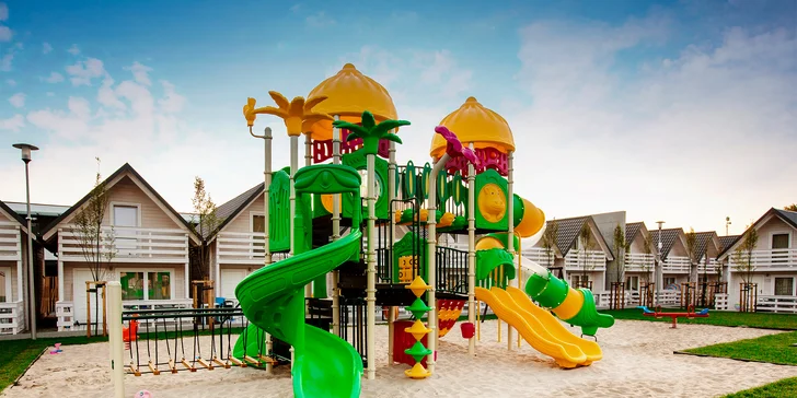 Domčeky alebo apartmány pri Balte s wellness aj animáciami neďaleko Sloviňského národného parku