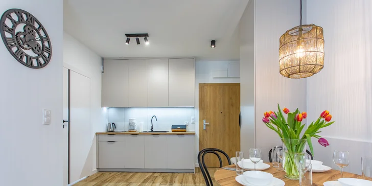 Dovolenka v Sklárskej Porube: apartmány s možnosťou raňajok, sauna a vírivka