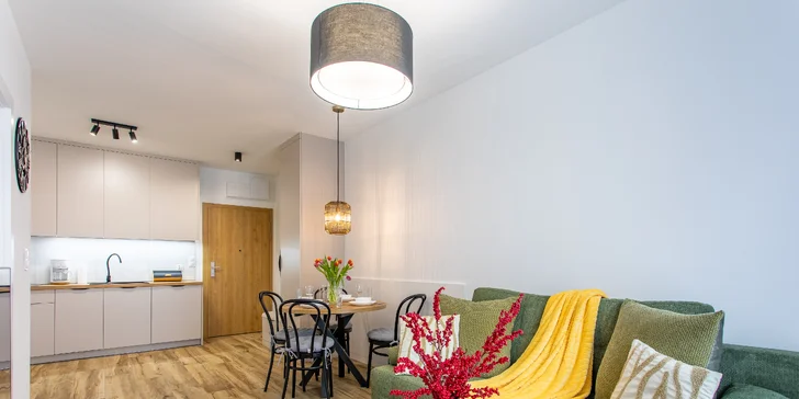 Dovolenka v Sklárskej Porube: apartmány s možnosťou raňajok, sauna a vírivka