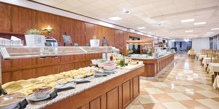 Crikvenica: pobyt v 4* hoteli so stravou, priamo pri pláži