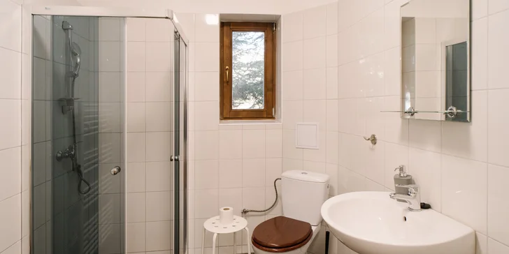 Pobyt v obľúbenom vidieckom sídle Gazdovský dvor v Bešeňovej s mini wellness