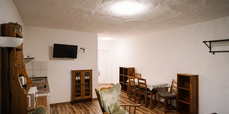 Pobyt v obľúbenom vidieckom sídle Gazdovský dvor v Bešeňovej s mini wellness