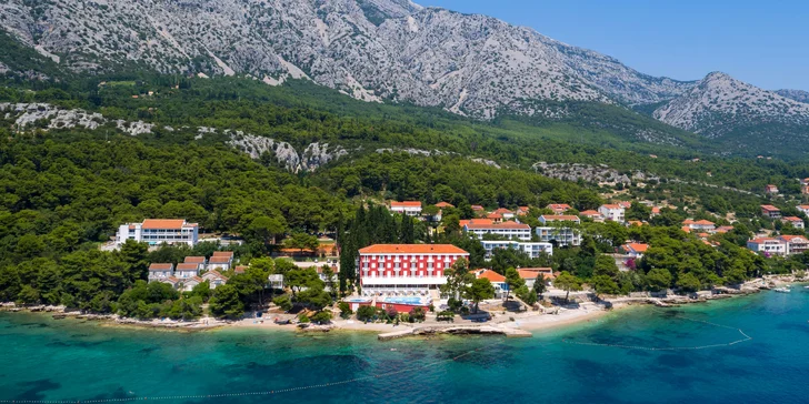 Pobyt na polostrove Pelješac: pri pláži, s bazénmi a s raňajkami alebo polpenziou