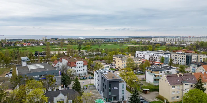 Pobyt v modernom hoteli v Sopotoch: raňajky, pamiatky a na pláž 2 km