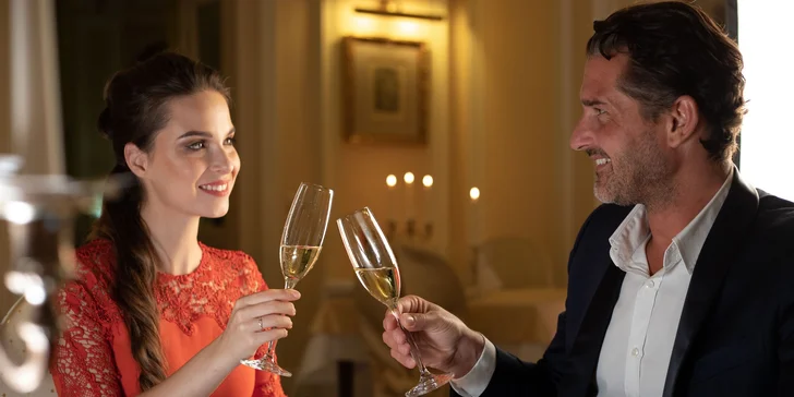 Pobyt v luxusnom 5* hoteli v Karlových Varoch: neobmedzený wellness aj masáže a kúpele