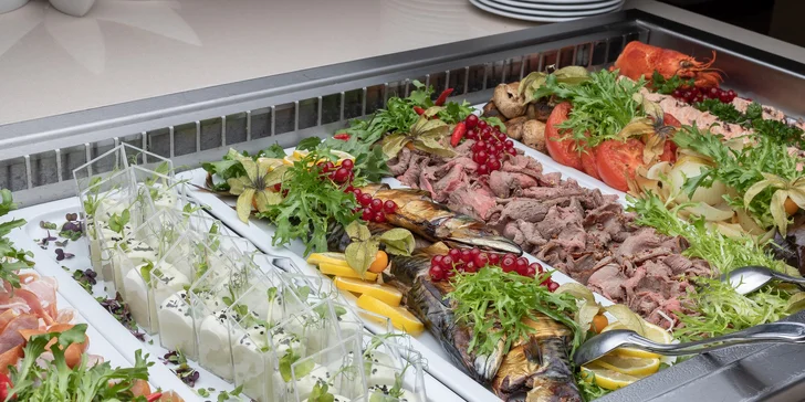 Pobyt v luxusnom 5* hoteli v Karlových Varoch: neobmedzený wellness aj masáže a kúpele