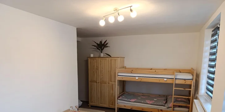 Zimná dovolenka v penzióne pod Tanvaldským Špičákom s raňajkami