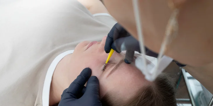 Lash lift mihalníc, laminacia obočia alebo výhodný balíček v Anzu Cosmetics