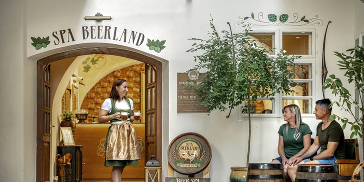 Pobyt v historickom dome na plzenskom námestí: bez jedla alebo s raňajkami, s pivným kúpeľom aj prehliadkou pamiatok