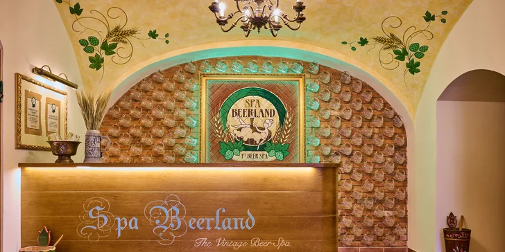 Pobyt v historickom dome na plzenskom námestí: bez jedla alebo s raňajkami, s pivným kúpeľom aj prehliadkou pamiatok