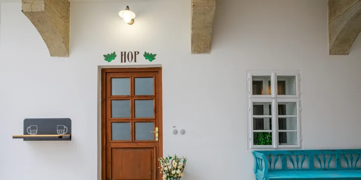 Pobyt v historickom dome na plzenskom námestí: bez jedla alebo s raňajkami, s pivným kúpeľom aj prehliadkou pamiatok