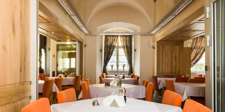 Dovolenka v kúpeľnom meste Jelenia Hora: raňajky aj vstup do bazéna a sauny