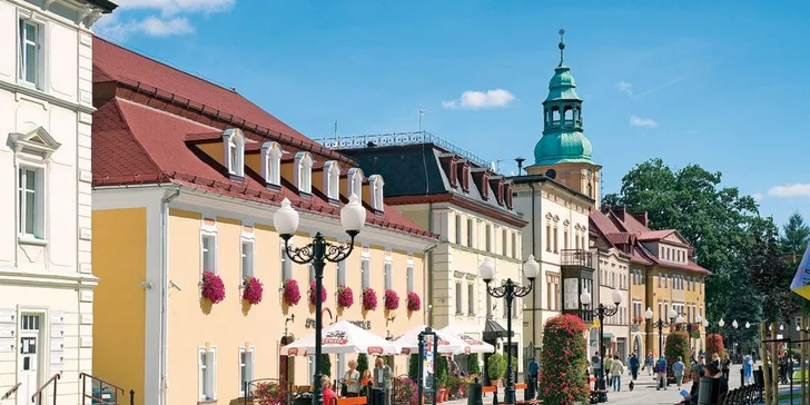Dovolenka v kúpeľnom meste Jelenia Hora: raňajky aj vstup do bazéna a sauny