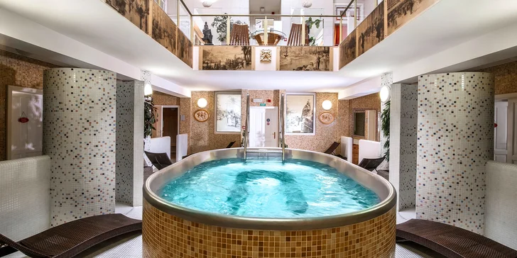 Pobyt v Karlových Varoch s raňajkami alebo polpenziou, neobmedzeným wellness aj masážou
