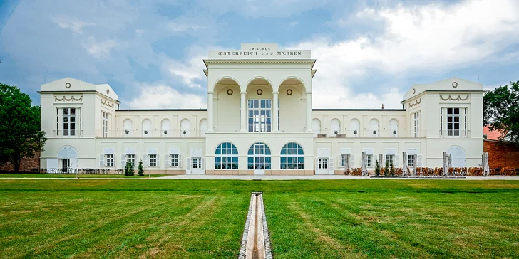 Wellness pobyt s raňajkami v srdci Lednicko-valtického areálu