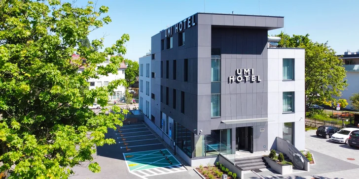 Pobyt v modernom hoteli v Sopotoch: raňajky, pamiatky a na pláž 2 km