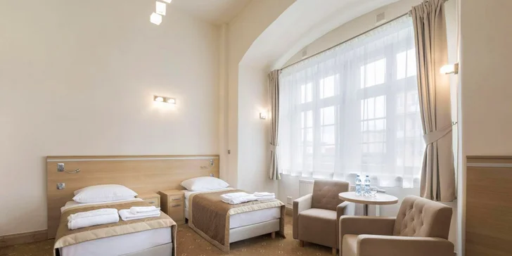 Dovolenka v kúpeľnom meste Jelenia Hora: raňajky aj vstup do bazéna a sauny