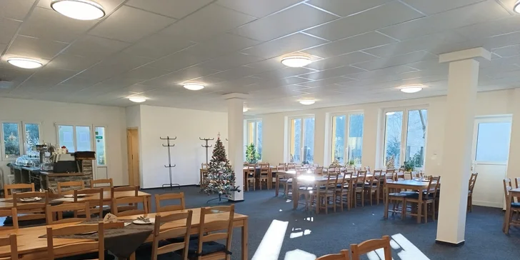 Zimná dovolenka v penzióne pod Tanvaldským Špičákom s raňajkami