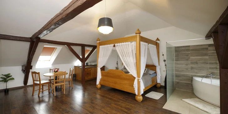 Pobyt v Mladej Boleslavi s raňajkami aj privátnym wellness s fľašou sektu