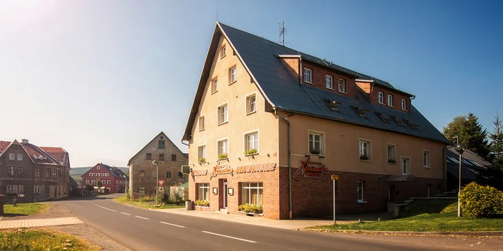 Útulný penzión v Krušných horách s raňajkami aj saunou: pobyt pre pár aj rodinu