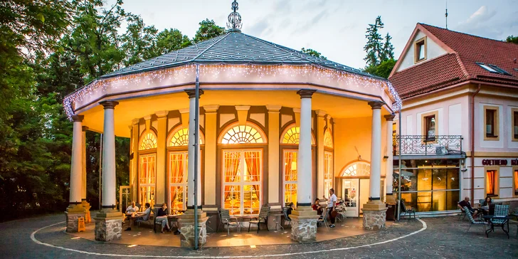 Fantastický odpočinok v kúpeľoch Sklené Teplice: ubytovanie so stravou a kúpeľnými procedúrami