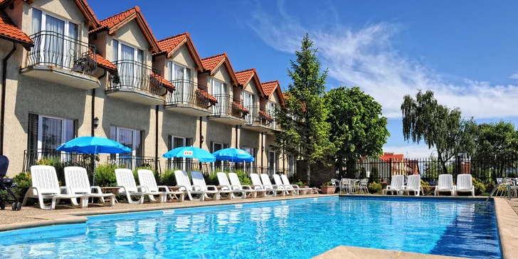 Pohoda pri Baltu: hotel pri pláži, bohaté raňajky, bazén aj vírivka