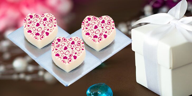 3,85 eur za čokoládové pokušenie v darčekovom balení. Potešte milovanú osobu originálnymi valentínskymi pralinkami v tvare srdca so zľavou 50%.